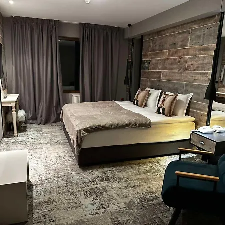 Grand Murgavets 潘波洛沃