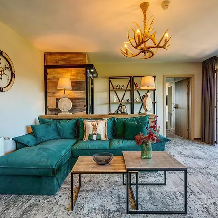 Grand Murgavets Pamporowo