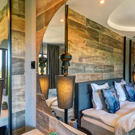 Grand Murgavets 酒店