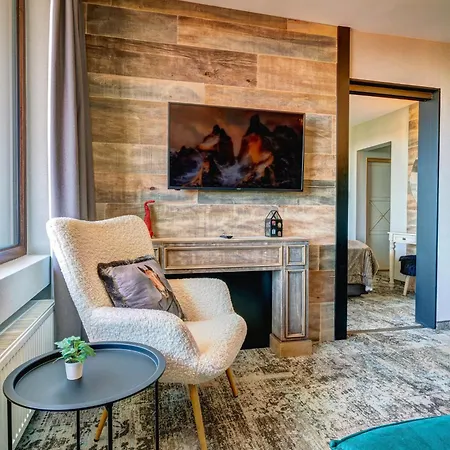 Grand Murgavets Hotel 4*