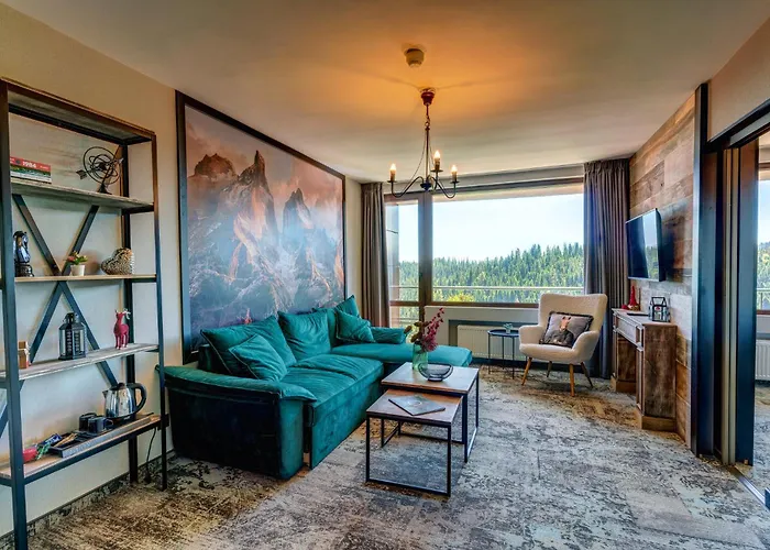 Grand Murgavets Pamporowo