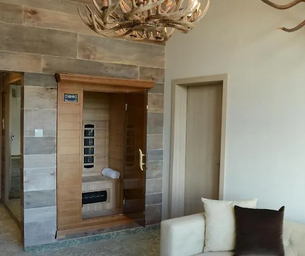 Grand Murgavets Pamporowo