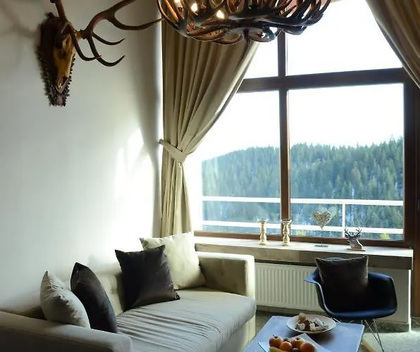 Grand Murgavets Pamporowo